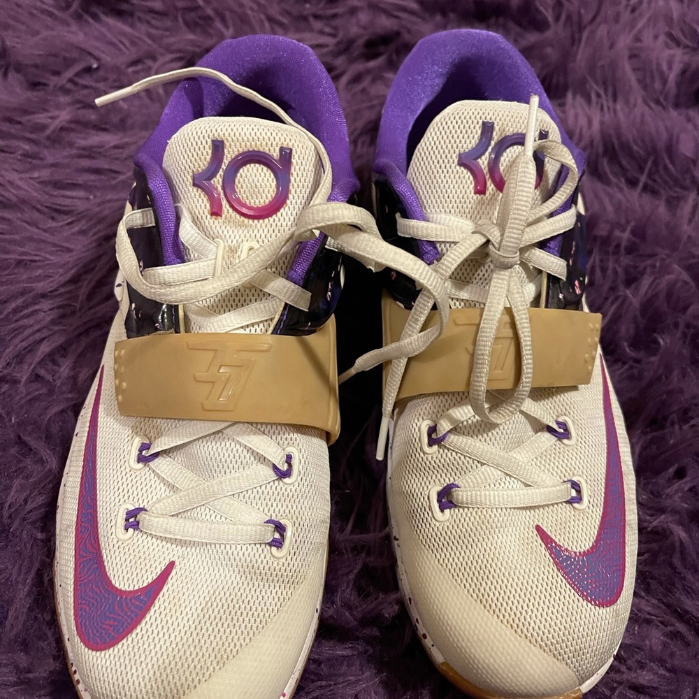 Nike PB&J